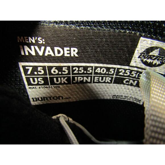 Burton Invader Mens Size 7.5 US / 40.5 EUR Black Snowboard Boots main image 5